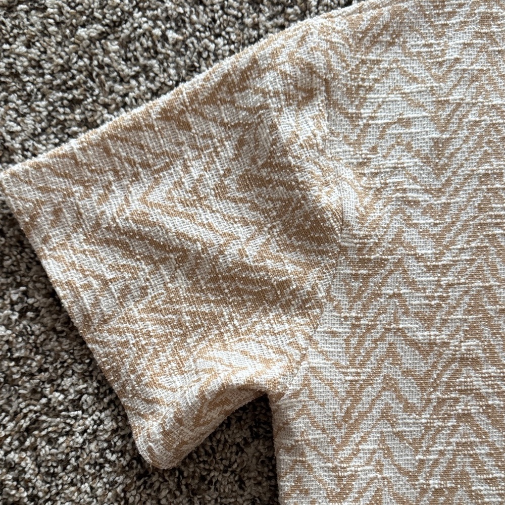 Cream Patterned Tee - Picture 2 of 6